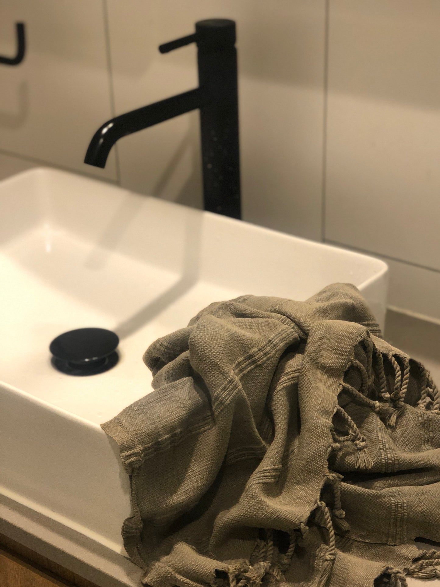Stonewashed Hand Towel - Khaki